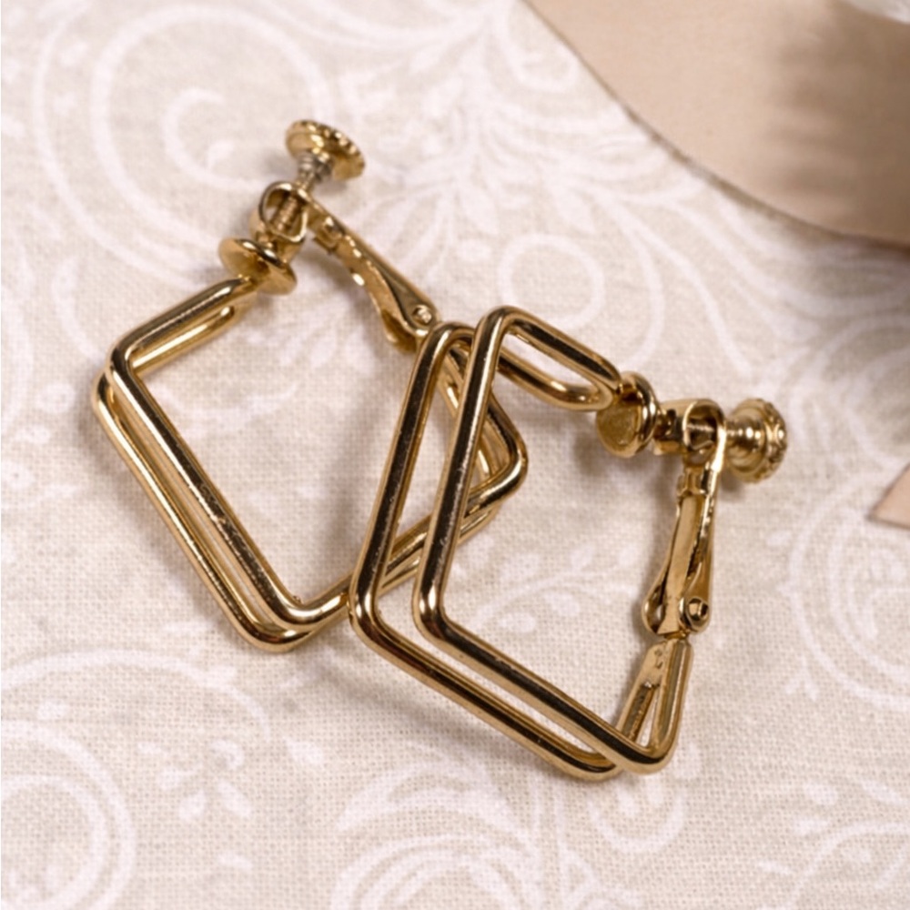 Vintage NAPIER Gold Tone Open Square Dangle Clip Earring Signed Statement